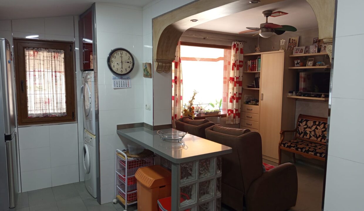 WhatsApp Image 2025-06-05 at 21.09.50 (1)
